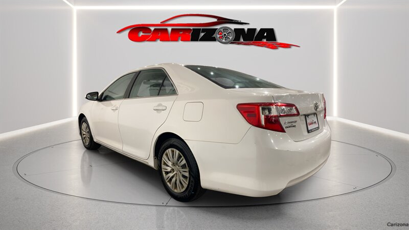2014 Toyota Camry LE - Photo 6 - Mesa, AZ 85201