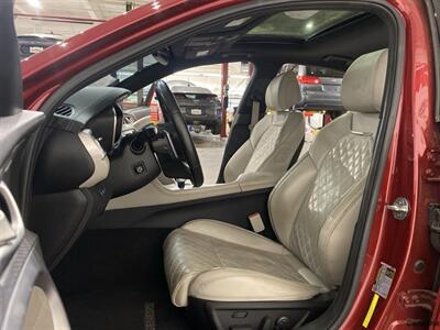 2022 Genesis G70 3.3T   - Photo 8 - Mesa, AZ 85201