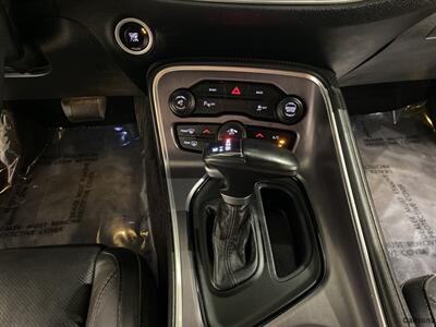 2016 Dodge Challenger R/T   - Photo 15 - Mesa, AZ 85201