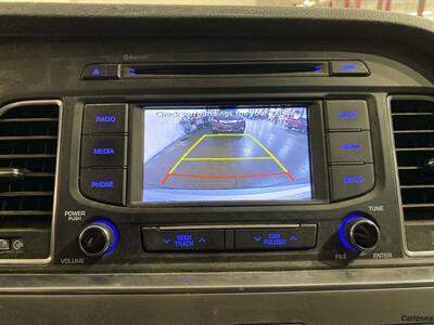 2015 Hyundai SONATA SE   - Photo 15 - Mesa, AZ 85201