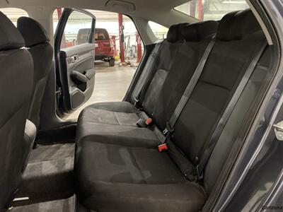 2022 Honda Civic LX   - Photo 10 - Mesa, AZ 85201