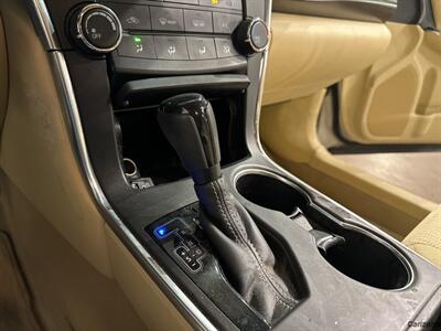2016 Toyota Camry LE   - Photo 12 - Mesa, AZ 85201
