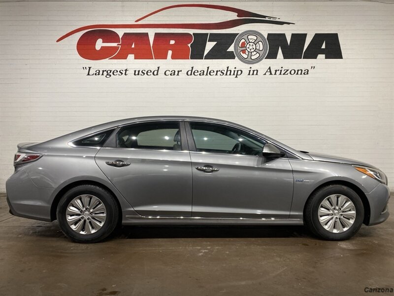 2017 Hyundai Sonata Hybrid Base