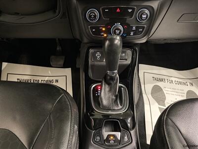 2019 Jeep Compass Altitude   - Photo 14 - Mesa, AZ 85201