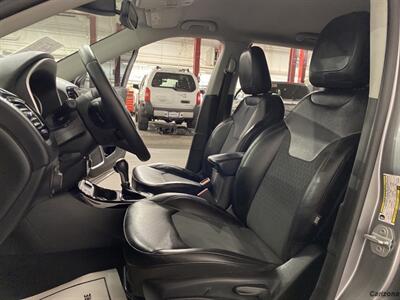 2019 Jeep Compass Altitude   - Photo 9 - Mesa, AZ 85201