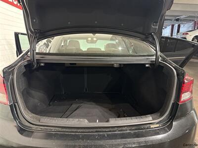 2020 Hyundai ELANTRA SEL   - Photo 14 - Mesa, AZ 85201