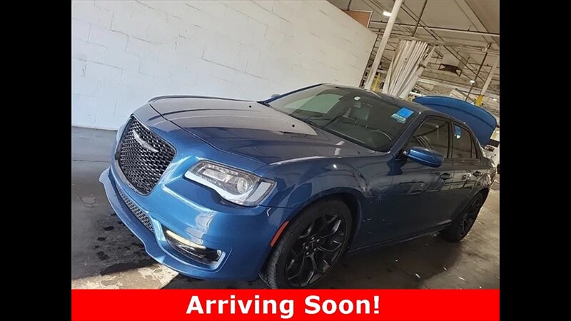 2020 Chrysler 300 Series S   - Photo 1 - Mesa, AZ 85201