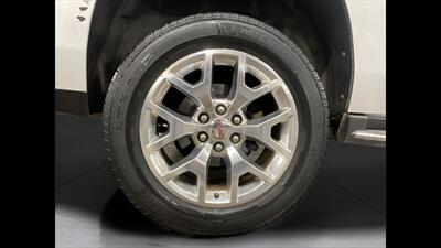 2015 GMC Yukon SLE   - Photo 16 - Mesa, AZ 85201