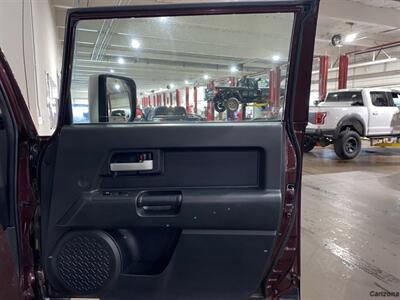 2007 Toyota FJ Cruiser   - Photo 12 - Mesa, AZ 85201