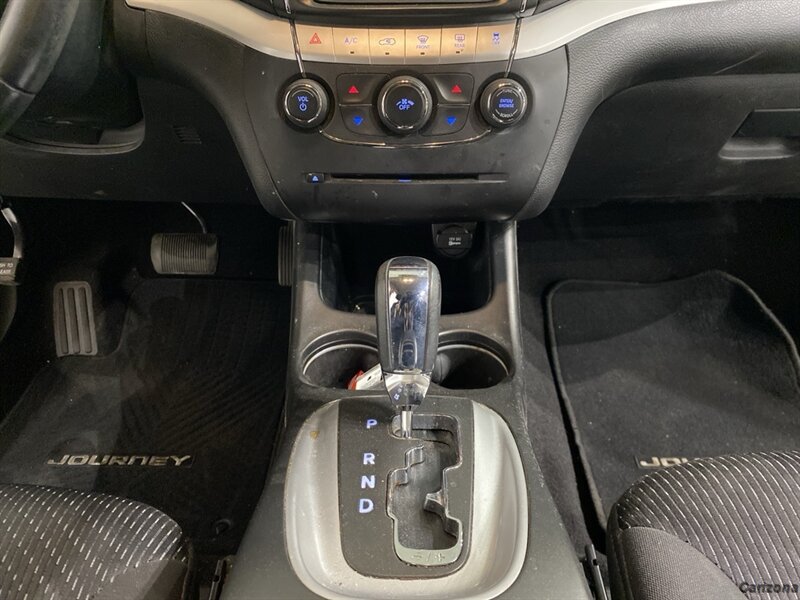 2017 Dodge Journey SE - Photo 15 - Mesa, AZ 85201