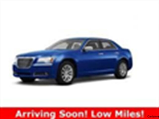 2011 Chrysler 300 Limited's photo