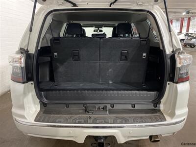 2018 Toyota 4Runner SR5   - Photo 5 - Mesa, AZ 85201