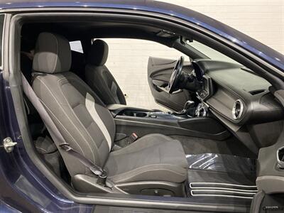 2016 Chevrolet Camaro 1LT   - Photo 10 - Mesa, AZ 85201