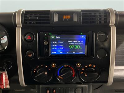 2010 Toyota FJ Cruiser   - Photo 13 - Mesa, AZ 85201