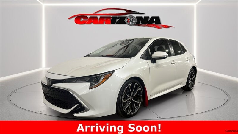 2019 Toyota Corolla Hatchback XSE's photo