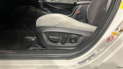 2019 Toyota Corolla Hatchback SE   - Photo 20 - Mesa, AZ 85201