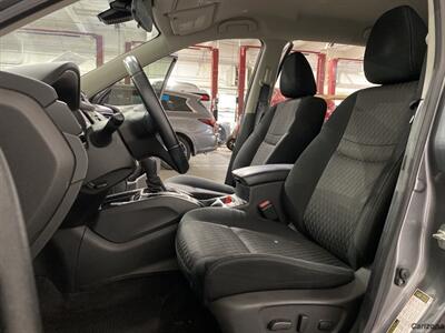 2020 Nissan Rogue SV   - Photo 9 - Mesa, AZ 85201
