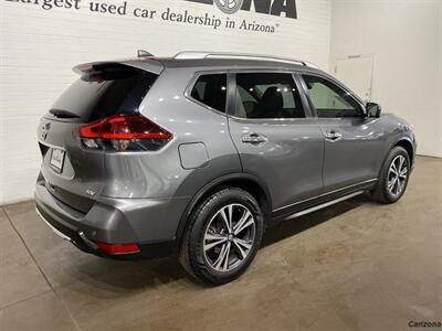 2020 Nissan Rogue SV   - Photo 3 - Mesa, AZ 85201