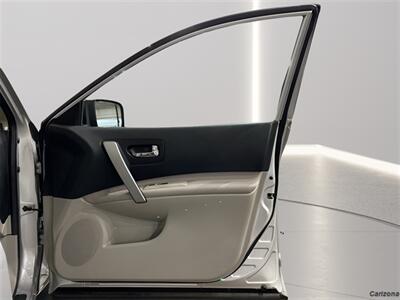 2010 Nissan Rogue SL - Photo 12 - Mesa, AZ 85201