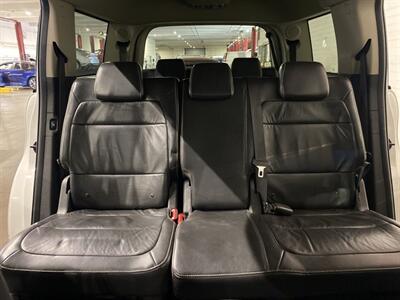 2010 Ford Flex SEL   - Photo 10 - Mesa, AZ 85201