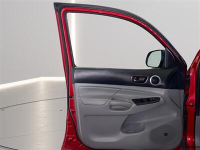 2012 Toyota Tacoma V6   - Photo 9 - Mesa, AZ 85201