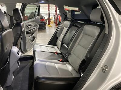2019 GMC Terrain SLT   - Photo 10 - Mesa, AZ 85201