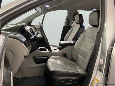 2019 GMC Terrain SLT   - Photo 9 - Mesa, AZ 85201