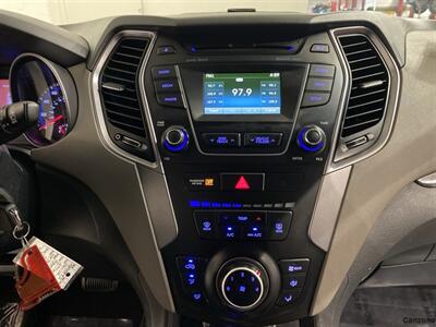 2016 Hyundai SANTA FE SE   - Photo 13 - Mesa, AZ 85201