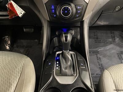 2016 Hyundai SANTA FE SE   - Photo 14 - Mesa, AZ 85201