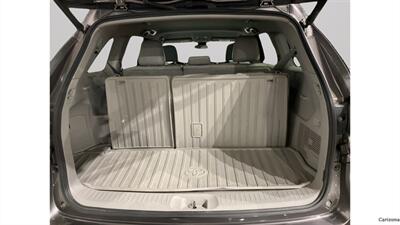 2017 Toyota Highlander LE Plus   - Photo 16 - Mesa, AZ 85201