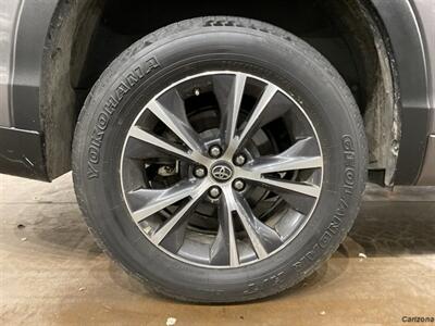 2017 Toyota Highlander LE Plus - Photo 17 - Mesa, AZ 85201