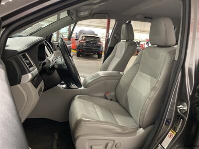 2017 Toyota Highlander LE Plus - Photo 8 - Mesa, AZ 85201