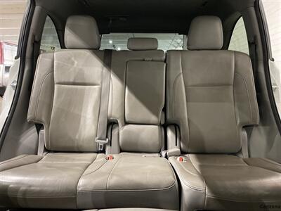 2017 Toyota Highlander XLE   - Photo 10 - Mesa, AZ 85201