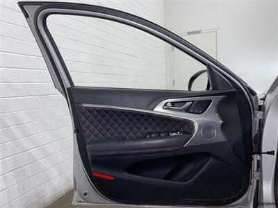 2019 Genesis G70 2.0T Advanced   - Photo 9 - Mesa, AZ 85201