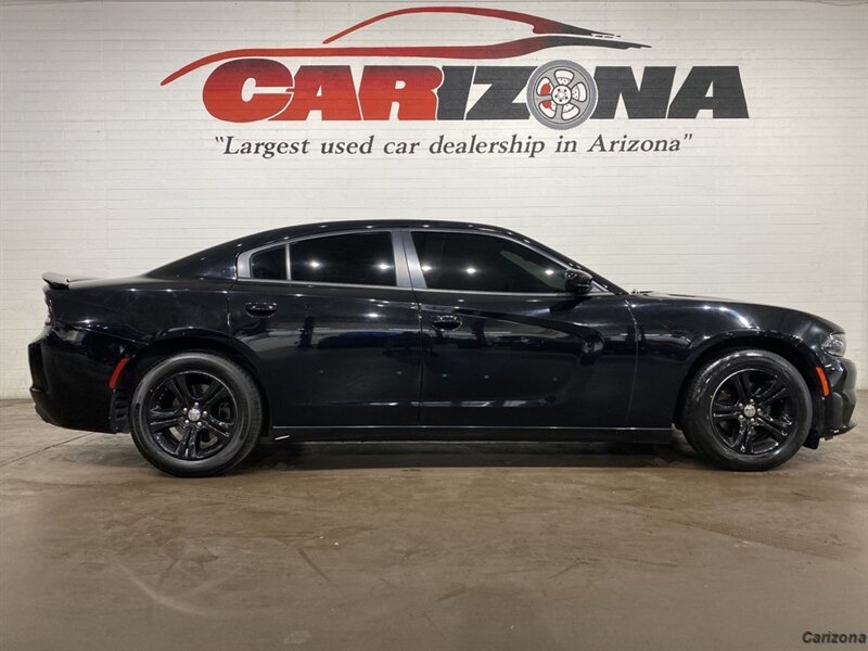 2020 Dodge Charger SXT  
