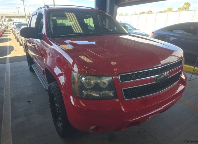 2011 Chevrolet Avalanche LT LT1   - Photo 1 - Mesa, AZ 85201