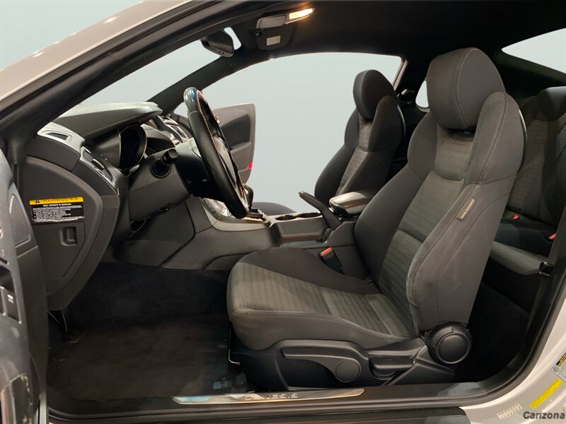 2015 Hyundai Genesis Coupe 3.8 - Photo 9 - Mesa, AZ 85201