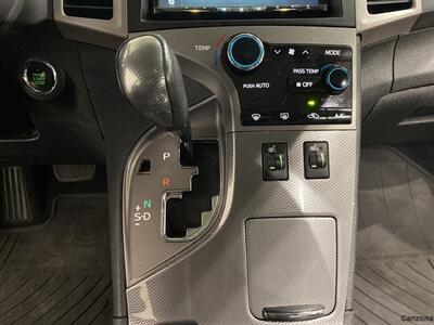 2015 Toyota Venza XLE   - Photo 14 - Mesa, AZ 85201