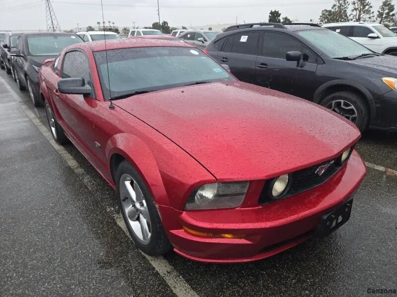 2006 Ford Mustang GT Deluxe  