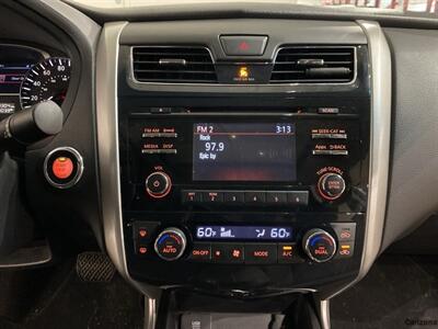 2015 Nissan Altima 2.5 SV   - Photo 13 - Mesa, AZ 85201