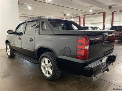 2007 Chevrolet Avalanche LTZ   - Photo 6 - Mesa, AZ 85201
