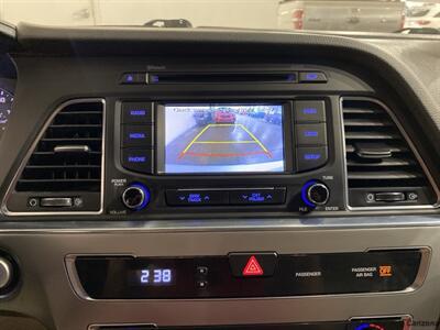2016 Hyundai SONATA Hybrid SE   - Photo 15 - Mesa, AZ 85201