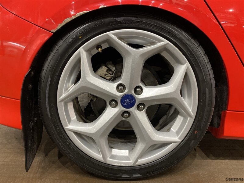 2017 Ford Focus ST - Photo 23 - Mesa, AZ 85201