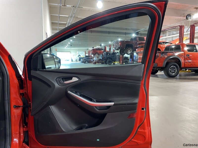 2017 Ford Focus ST - Photo 12 - Mesa, AZ 85201