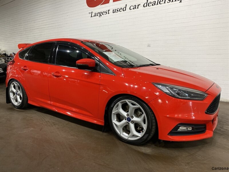 2017 Ford Focus ST - Photo 2 - Mesa, AZ 85201
