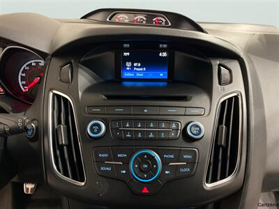 2017 Ford Focus ST   - Photo 17 - Mesa, AZ 85201