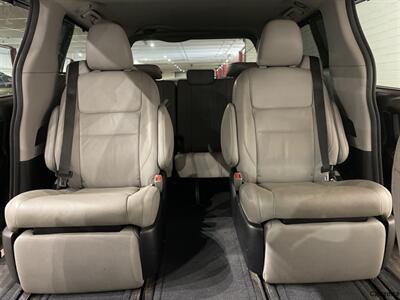 2016 Toyota Sienna XLE 7 Passenger   - Photo 10 - Mesa, AZ 85201