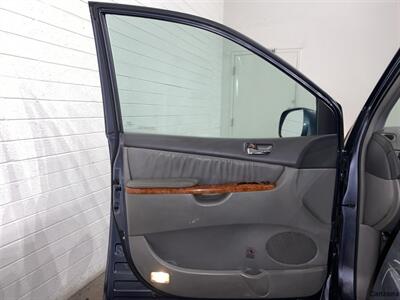 2010 Toyota Sienna XLE Limited   - Photo 9 - Mesa, AZ 85201