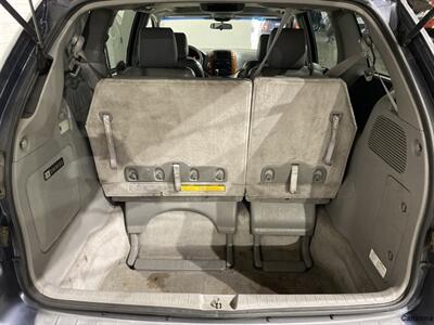 2010 Toyota Sienna XLE Limited   - Photo 5 - Mesa, AZ 85201