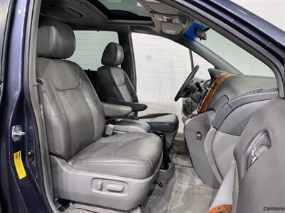 2010 Toyota Sienna XLE Limited   - Photo 11 - Mesa, AZ 85201